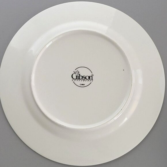 Gibson Christmas Harmony Dinner Plate, Set of 2 Holly & Red Berry, Gold Trim - Picture 5 of 8